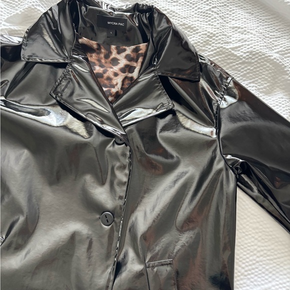MYCRA PAC Black Patent Trench Raincoat - Picture 5 of 15